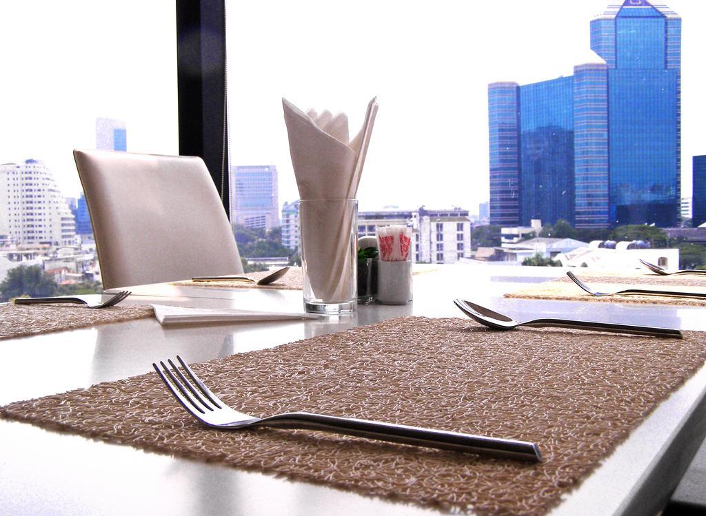 Iyarin @ Tuk Chang Hotel Bangkok Exteriér fotografie