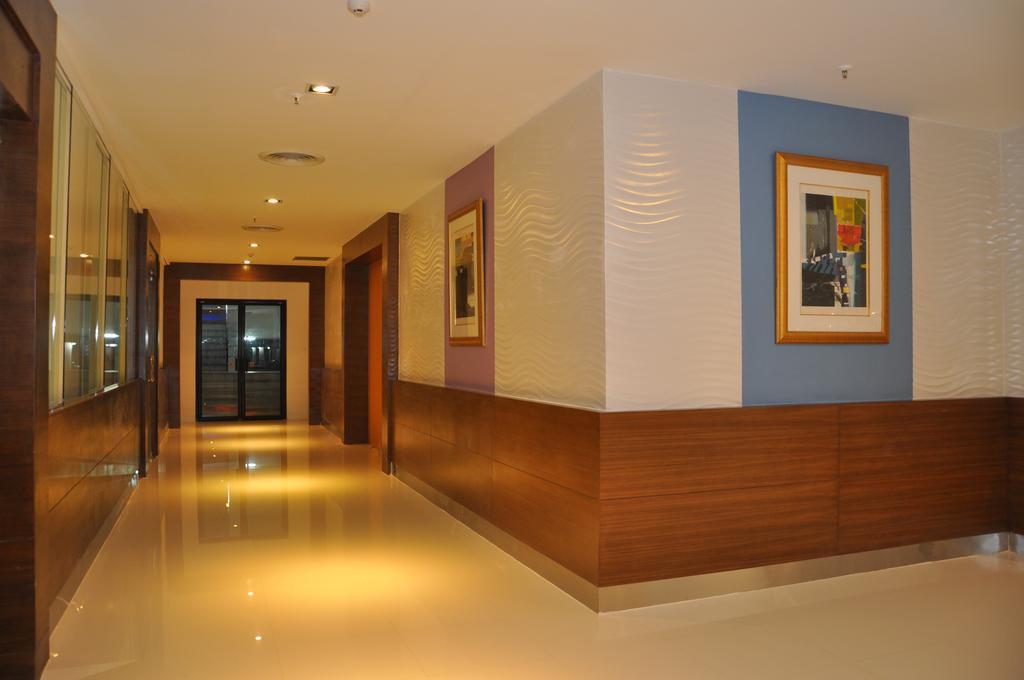 Iyarin @ Tuk Chang Hotel Bangkok Exteriér fotografie